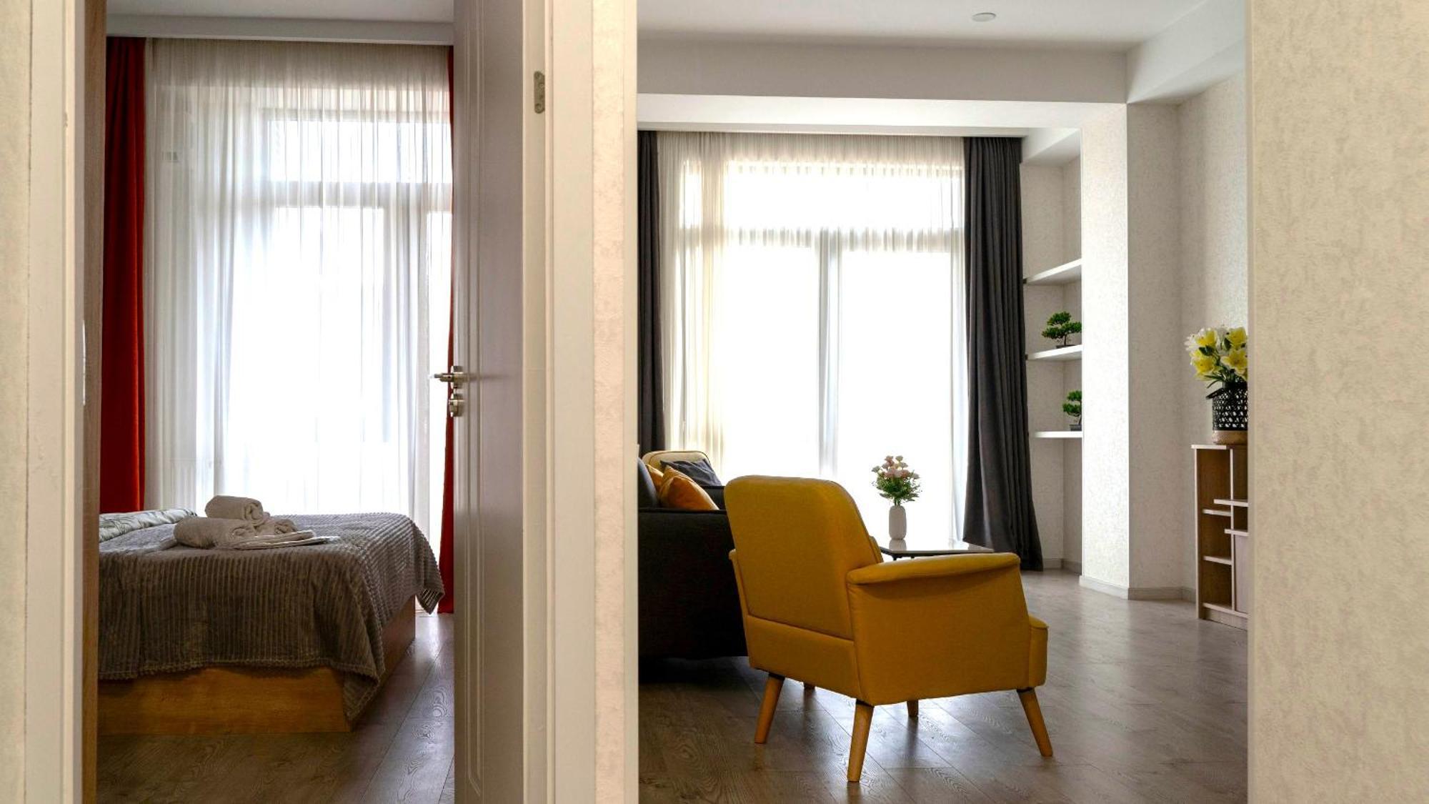 Cozy Apartment In The Heart Of Tbilisi Exterior photo